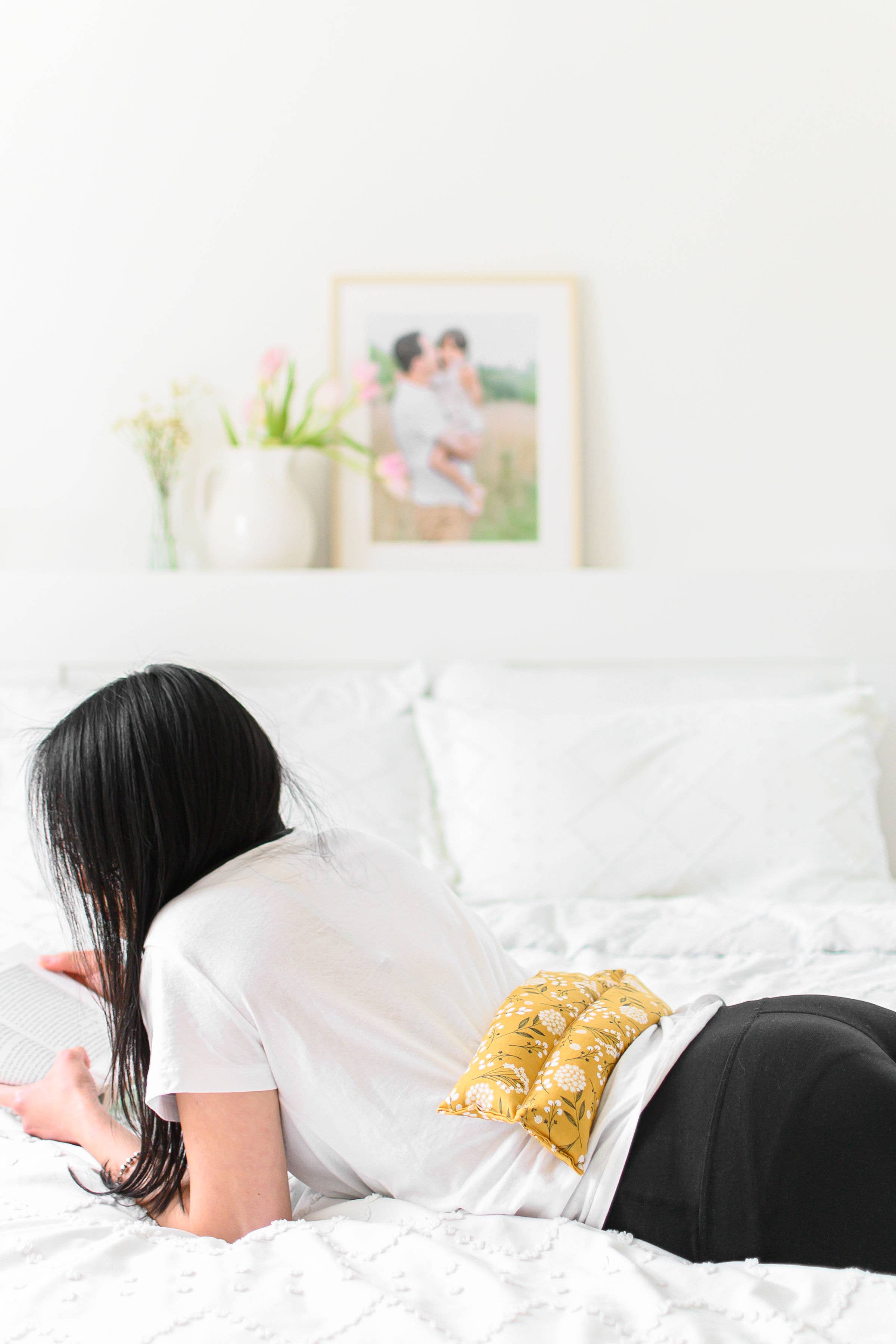 Heating Pad Neck Wrap, Hot + Cold Flaxseed Pack -Gold Floral