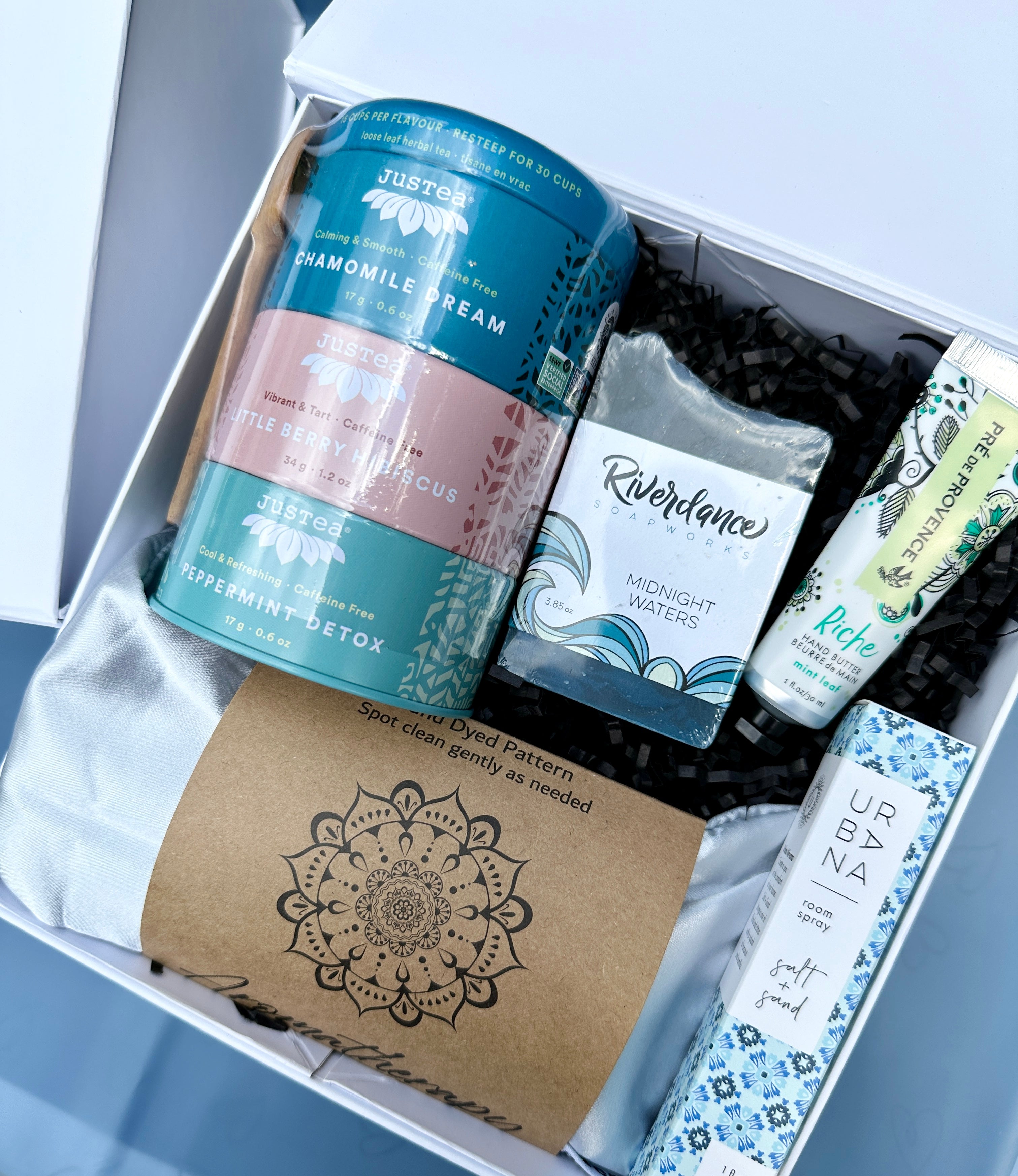 Cerulean Charm Gift Box