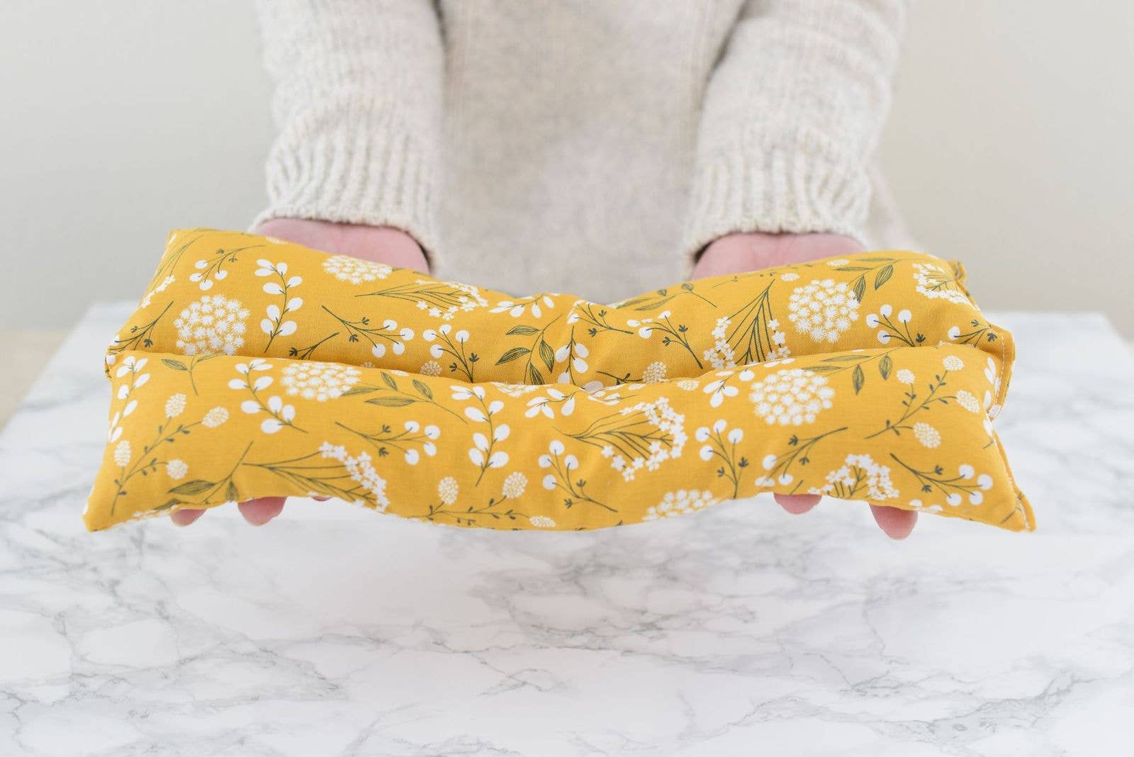 Heating Pad Neck Wrap, Hot + Cold Flaxseed Pack -Gold Floral
