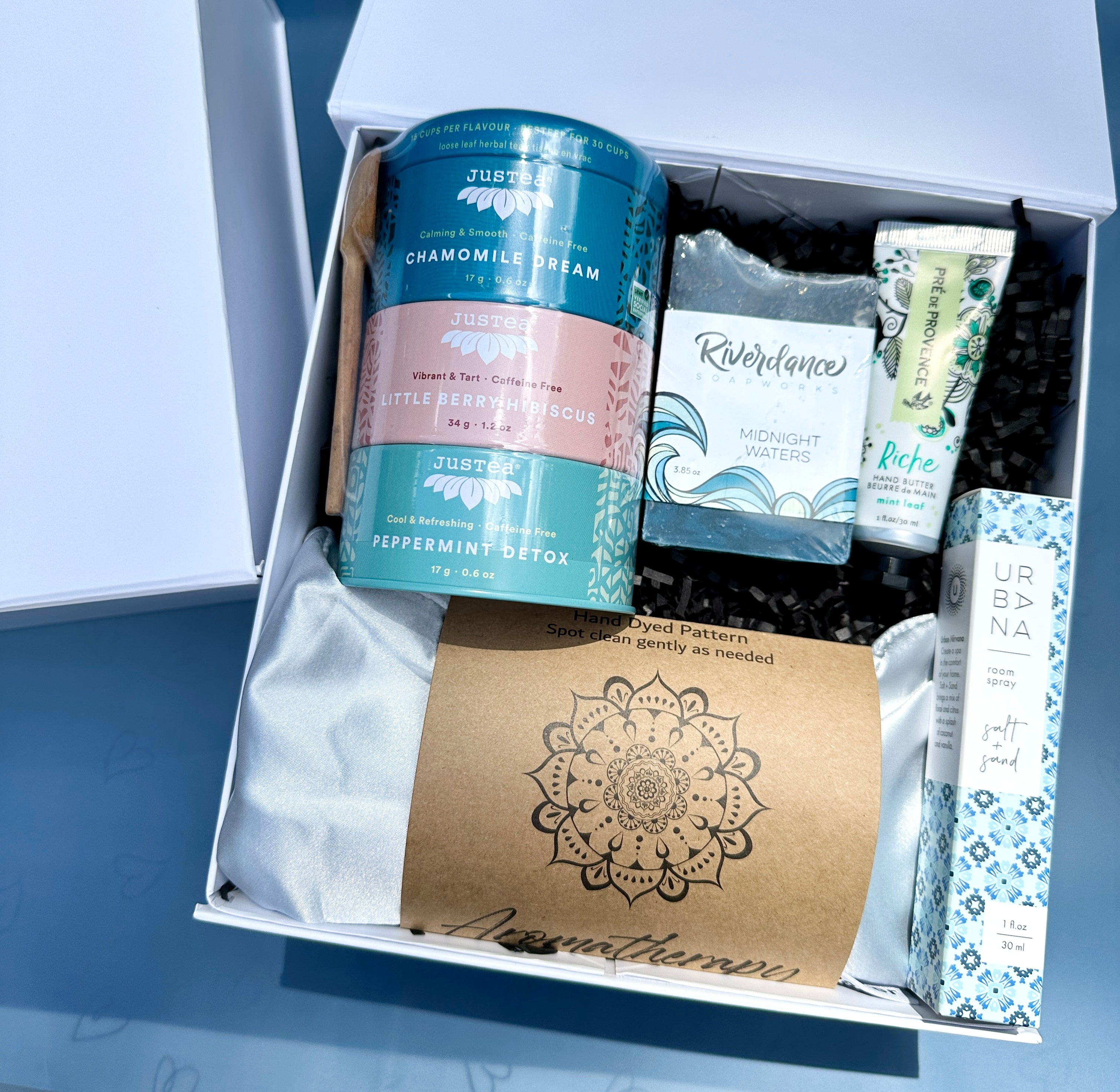 Cerulean Charm Gift Box