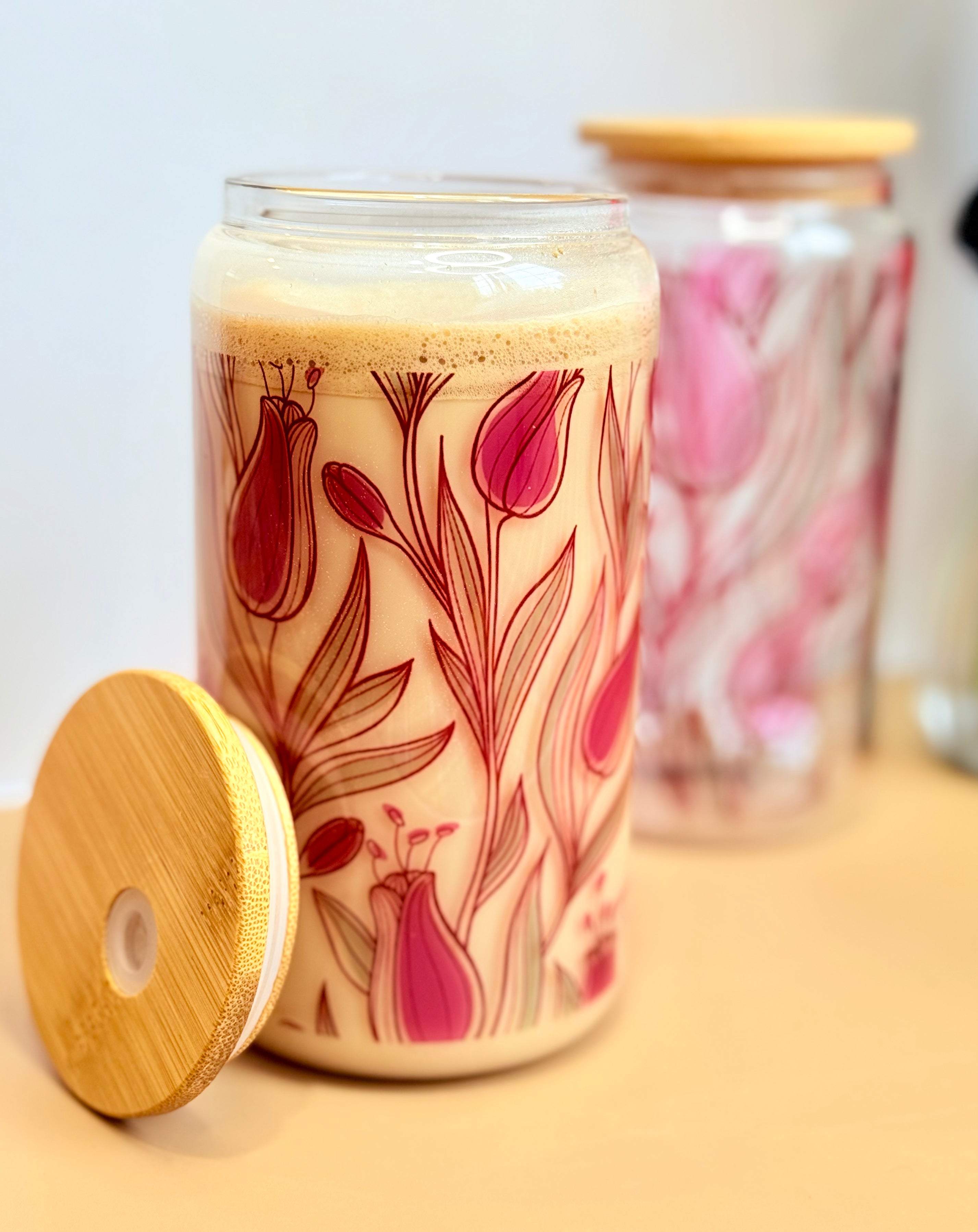 Tulip Whisper Glass Tumbler with Bamboo Lid