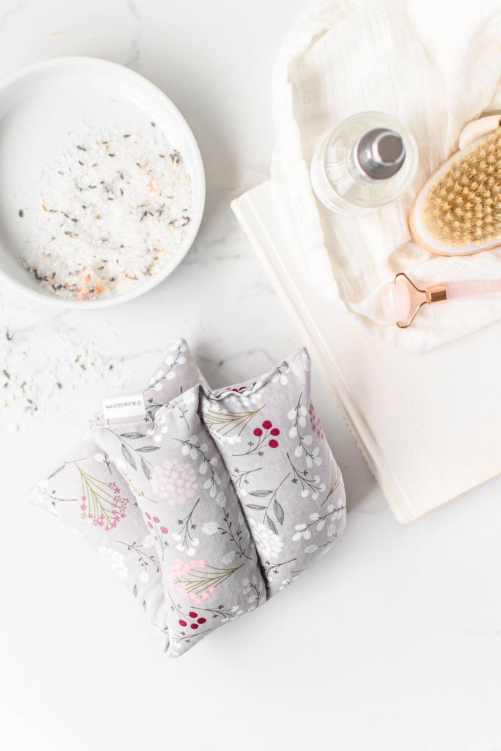 Heating Pad Neck Wrap, Hot + Cold Flaxseed - Grey Floral